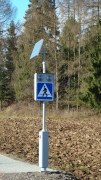 Panneau de signalisation solaire actif