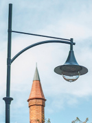 Lanterne de parc LED Bolt avec mât décoratif 8 m à deux bras RAL